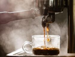 6 Perubahan yang Terjadi pada Tubuh saat Minum Kopi Tiap Hari