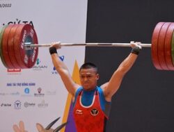 Ibu Rizki Juniansyah Bawa Makanan Kesukaan Anaknya ke Olimpiade 2024