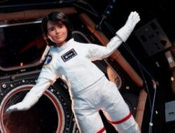 Bagaimana Astronaut Gunakan Hak Suara Pencoblosan Suara Nasional di Luar Angkasa?